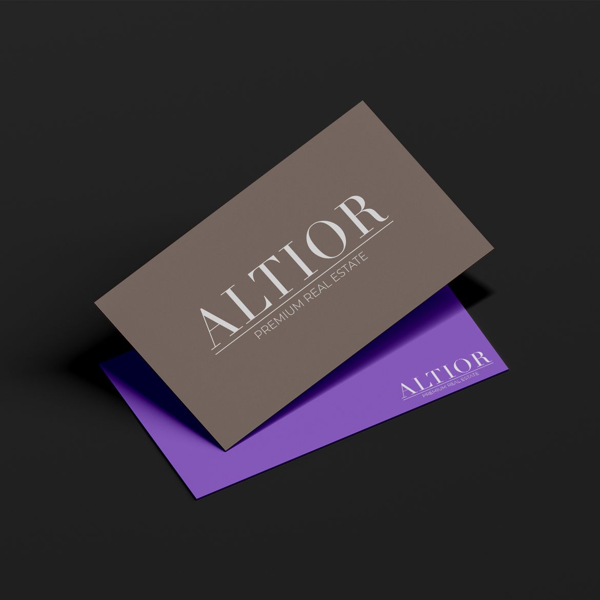 Darstellung der ALTIOR CI auf einer Visitenkarte